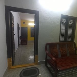 Апартаменты Eastern Service Flat Tiruchirappalli Exterior photo