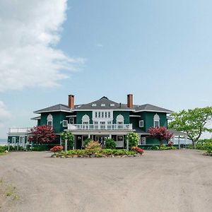 Вилла Elegant Oceanfront Maine Estate With Gazebo Stockton Springs Exterior photo