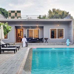 Elivaas Radhyam Luxe 2Bhk Villa With Pvt Pool Удайпур Exterior photo