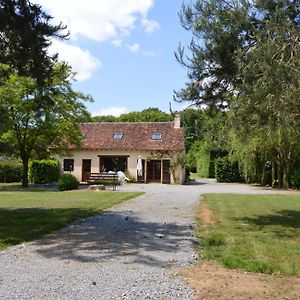 Вилла Gite Avec Piscine, Sports Et Nature Pres De George Sand, Mouhers - Fr-1-591-64 Exterior photo