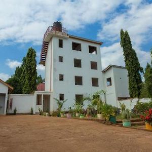 Kilele Lodge Msaranga Exterior photo