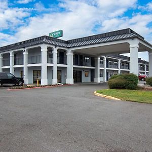 Quality Inn Near Casinos And Convention Center Бошьер Сити Exterior photo