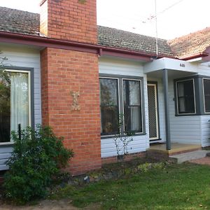 Banksia Cottage Олбери Exterior photo