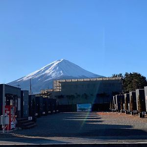 Mt Fuji Glamping Villa Kawaguchiko Фудзикавагутико Exterior photo