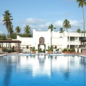 Отель Lux Marijani Zanzibar Пвани-Мчангани Exterior photo