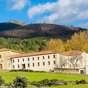 Отель Hospederia Conventual Sierra De Gata Сан-Мартин-де-Тревехо Exterior photo