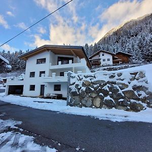 New Apartment In The Beautiful Pitztal Oberlehn Exterior photo