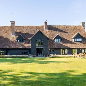 Вилла Period Luxury Converted Barn Windsor/Maidenhead - Perfect For Family Groups Таплоу Exterior photo