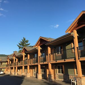 Vedder River Inn Чилливак Exterior photo