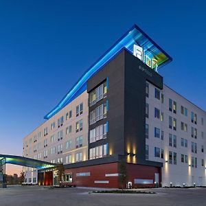 Отель Aloft Waco Downtown Exterior photo