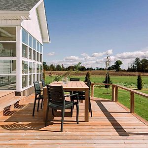 Вилла Hambly House - Modern Farmhouse Near Pec Greater Napanee Exterior photo