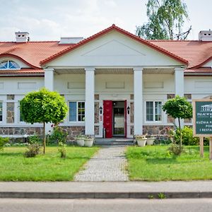 Bed and Breakfast Kuznia Palacowa Korczew Exterior photo