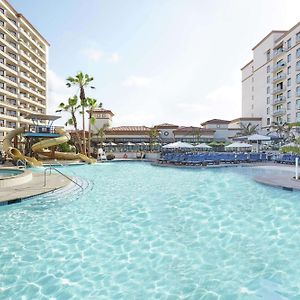 The Waterfront Beach Resort, A Hilton Hotel Хантингтон-Бич Exterior photo