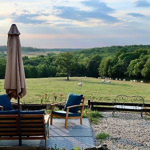 Gite Aux Petits Bonheurs 4 Pers In The Countryside Perrigny-sur-Loire Exterior photo