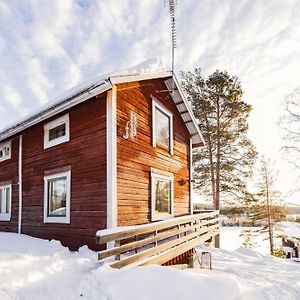 Kalix Riverside Inn, Farm Timbering Exterior photo