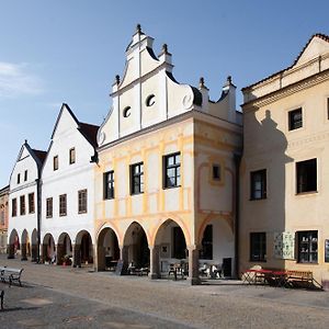 Hotel Pivonka Славонице Exterior photo