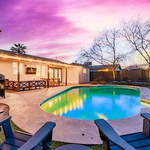 Diamond Family Retreat-Private Pool-Outdoor Living Room Скоттсдейл Exterior photo