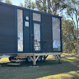 Вилла The Retreat Tiny House By Tiny Away Lagoon Pocket Exterior photo