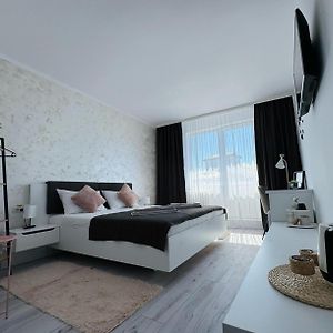 Sara Room Куртя-де-Арджеш Exterior photo