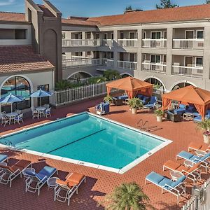 Отель La Quinta By Wyndham San Francisco Airport West Милбрэй Exterior photo