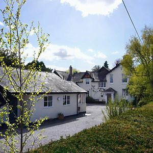 The Old Vicarage Self-Contained Apartments Lydbury North Exterior photo