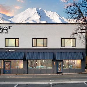 Summit Lofts Boutique Hotel Маунт-Шаста Exterior photo