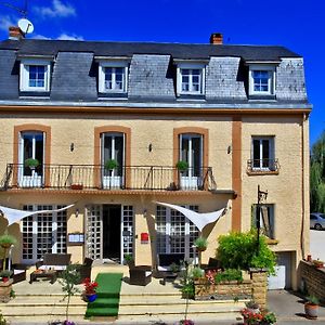 Logis Hotel Restaurant Le Lascaux Монтиньяк Exterior photo