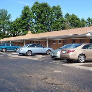 Budget Lodge Newton Falls Exterior photo