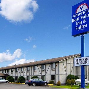 America'S Best Value Inn & Suites Интернашенал-Фолс Exterior photo