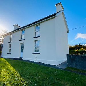 Вилла Idyllic Family Farmhouse In Beautiful West Cork Скибберин Exterior photo