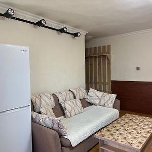 Fully Furnished 2 Room Apartment Opposite To The Ub Department Store Улан-Батор Exterior photo