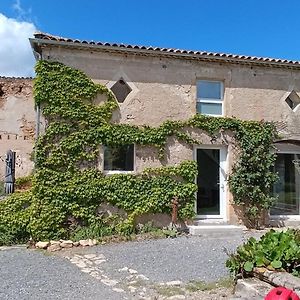 Отель Maison Irondas Saint-Pierre-d'Aurillac Exterior photo