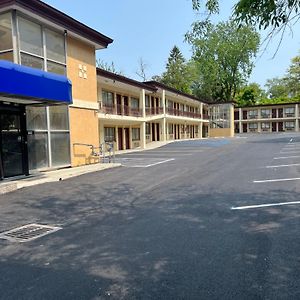 Executive Inn Schenectady Downtown Exterior photo