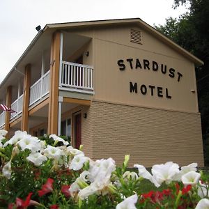 Stardust Motel Норт-Стонингтон Exterior photo