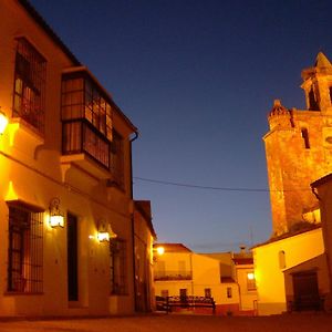 Гостевой дом Casa Rural Y Restaurante Casa Adriano Аланис Exterior photo