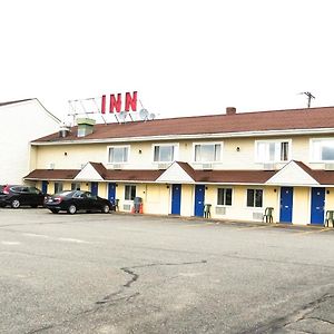 Budget Host Airport Inn Уотервилл Exterior photo