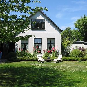 Bed and Breakfast De Witte Wolk Nieuw-Scheemda Exterior photo