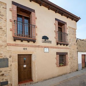 Вилла Casa Rural La Terrona Сарса-де-Монтанчес Exterior photo