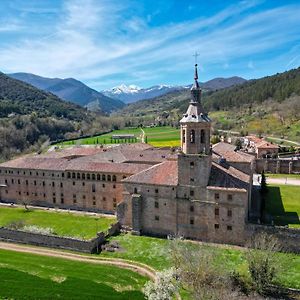 Отель Hosteria Del Monasterio De San Millan Сан-Мильян-де-ла-Коголья Exterior photo