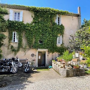 Bed and Breakfast Maison Du Manoir Валлон-Пон-д'Арк Exterior photo