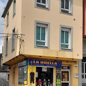 Апартаменты La Huella Del Peregrino Палас-де-Рей Exterior photo