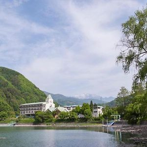 Takato Sakura Hotel Комагане Exterior photo