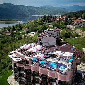 Mobi Dick Family Hotel Главатарци Exterior photo