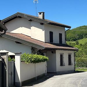 Charming Villa In Monferrato Камино Exterior photo