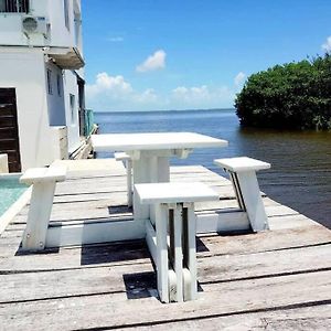 See Belize Bay Ground Floor Cozy Sea View Economy Studio With Infinity Pool & Overwater Deck Белиз-Сити Exterior photo