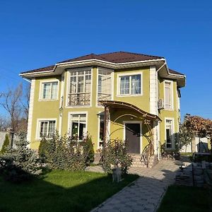 Green House Cottage Villa - Зеленый Дом Коттедж Вилла Алматы Exterior photo