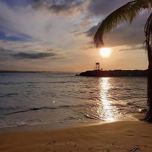 Sweet Sunset Ii- Rompeolas Beach Агуадилья Exterior photo