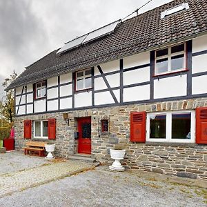 Вилла Auszeit Vom Alltag Haus Eifel Oase Mit Sauna Моншау Exterior photo