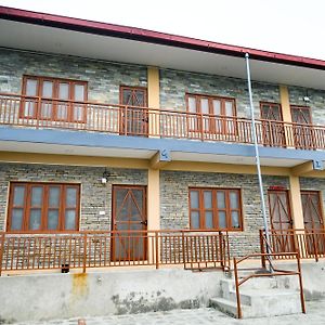 Отель Pari Ghar Ghanpokhara Exterior photo