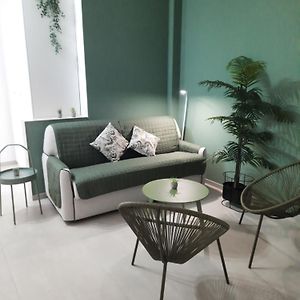 Elegante Suite Smeraldo Конельяно Exterior photo